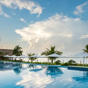 4* Hotel Real